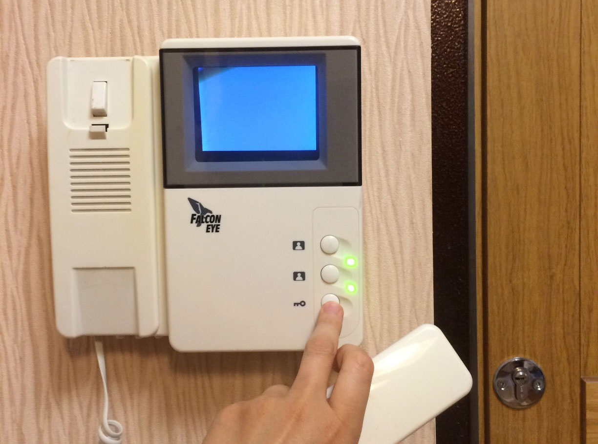 intercom-01